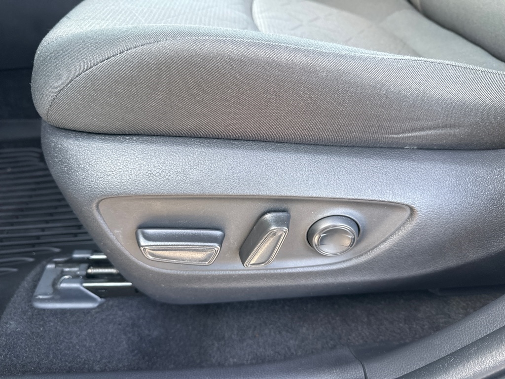 Toyota RAV4 XLE AWD (Natl) 2022