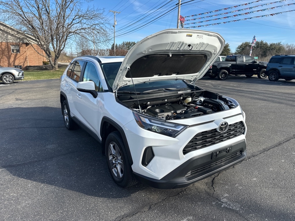 Toyota RAV4 XLE AWD (Natl) 2022