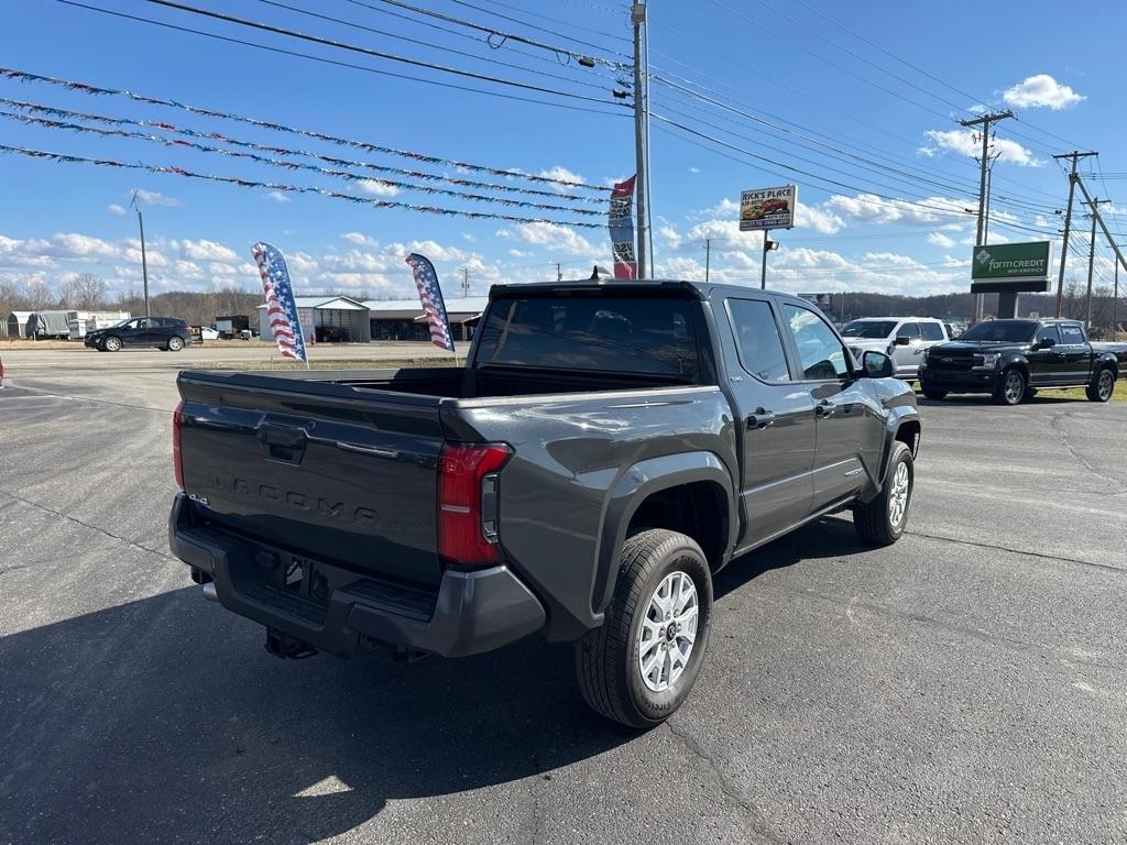 Toyota Tacoma 4WD SR5 Double Cab 5' Bed V6 AT (Natl) 2025