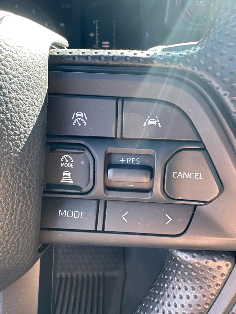 Toyota Tacoma 4WD SR5 Double Cab 5' Bed V6 AT (Natl) 2025