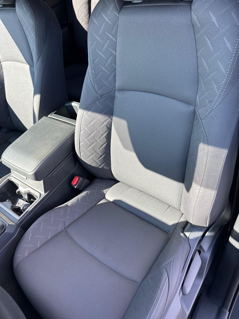 Toyota Tacoma 4WD SR5 Double Cab 5' Bed V6 AT (Natl) 2025