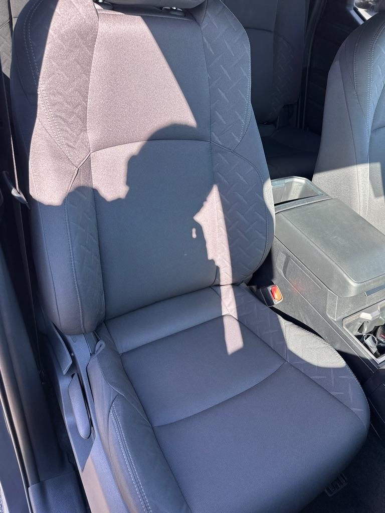 Toyota Tacoma 4WD SR5 Double Cab 5' Bed V6 AT (Natl) 2025