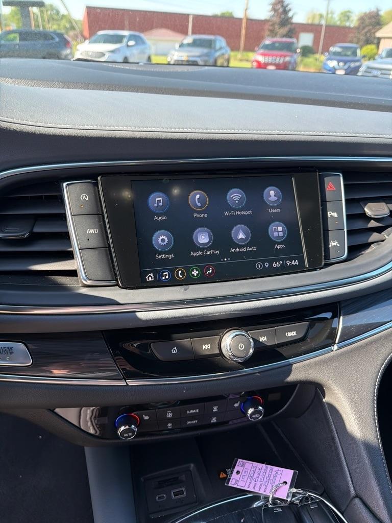 Buick Enclave AWD 4dr Essence 2023
