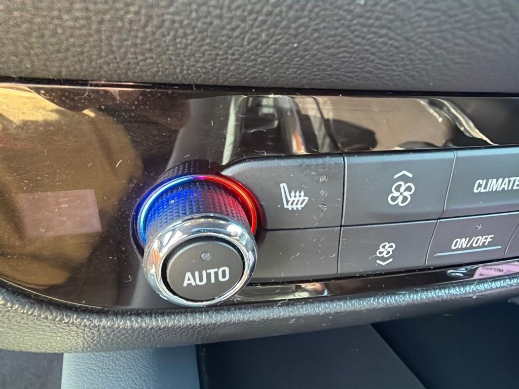 Buick Enclave AWD 4dr Essence 2023