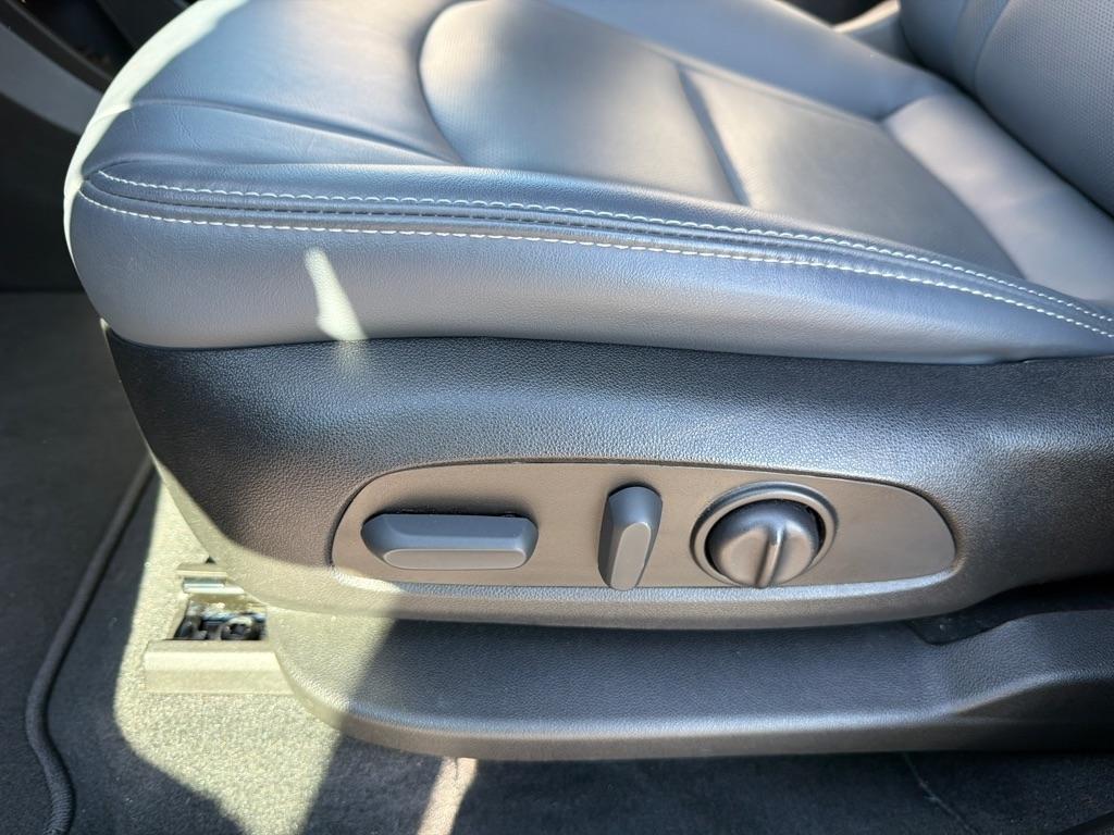 Buick Enclave AWD 4dr Essence 2023