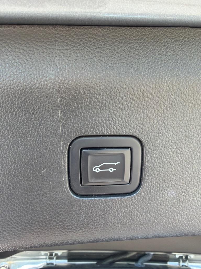 Buick Enclave AWD 4dr Essence 2023