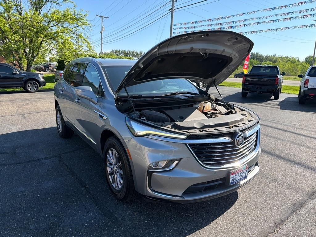 Buick Enclave AWD 4dr Essence 2023