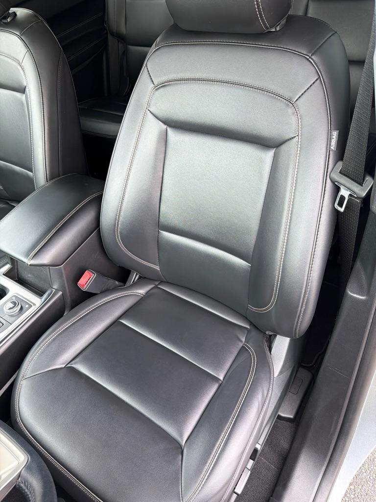 Ford Explorer XLT 4WD 2022