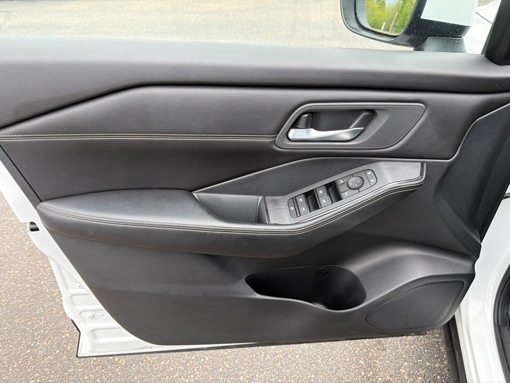 Nissan Rogue AWD SV 2024
