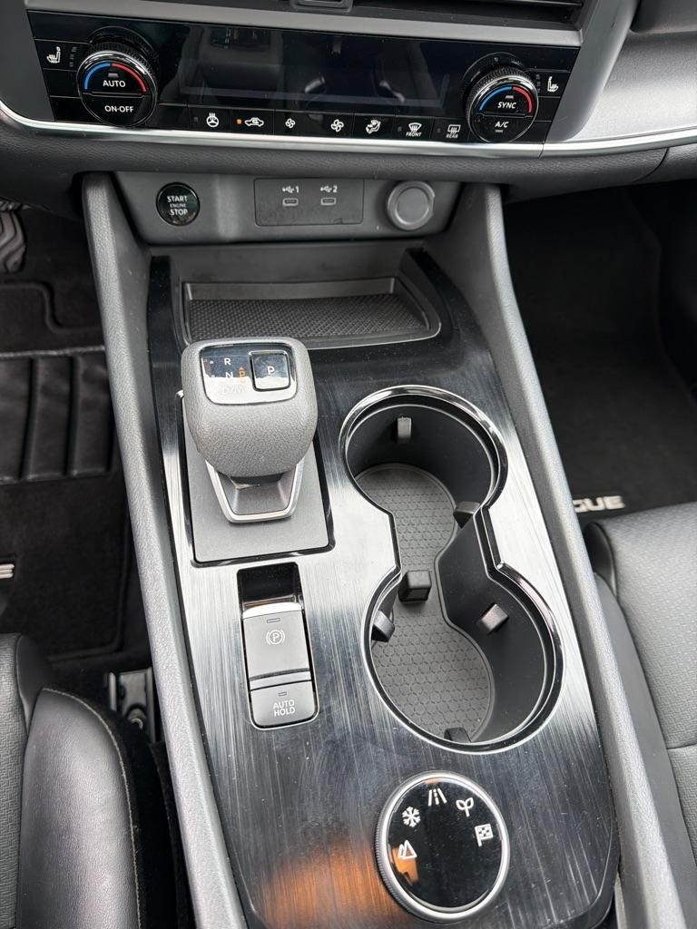 Nissan Rogue AWD SV 2024
