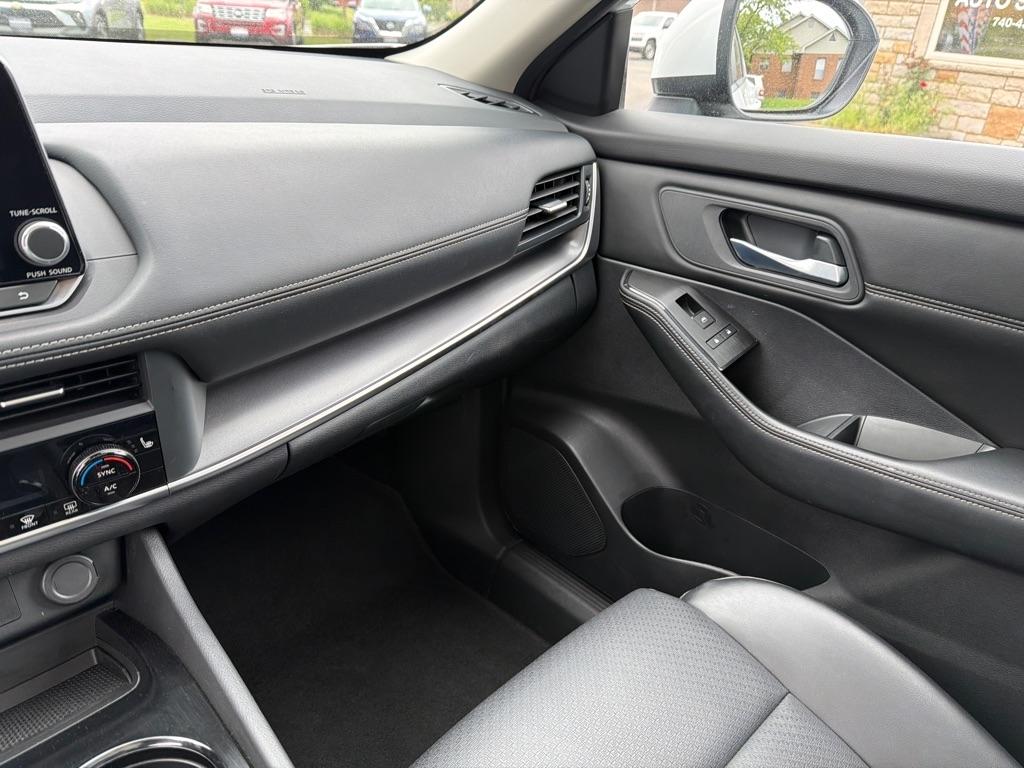 Nissan Rogue AWD SV 2024