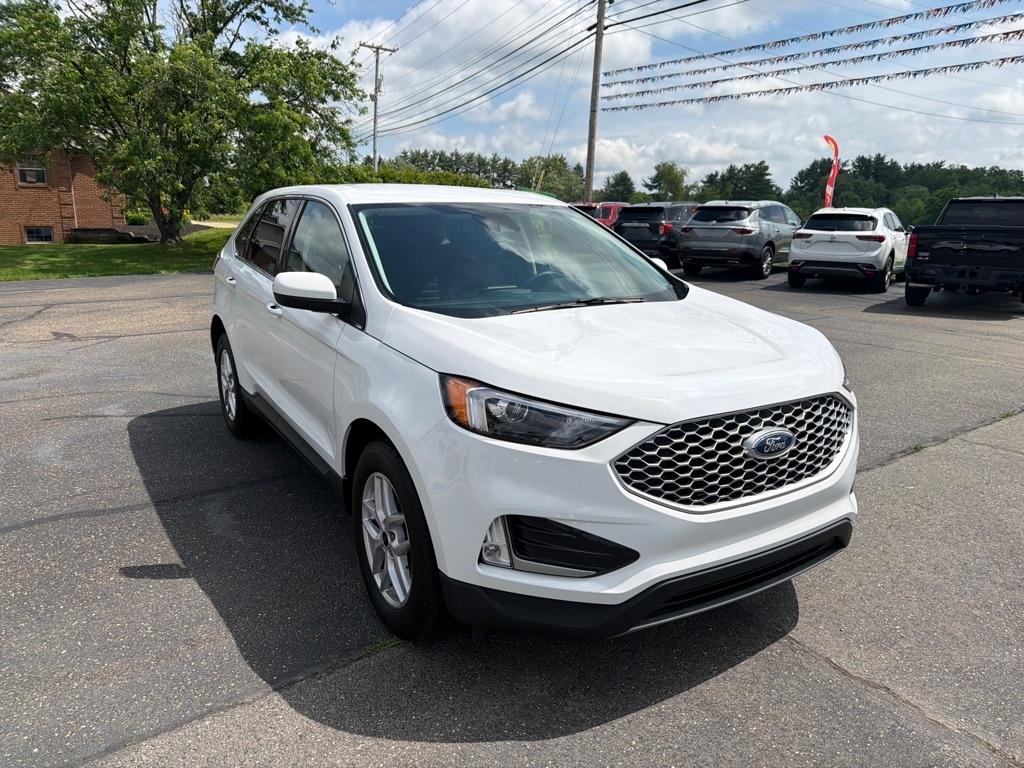 Ford Edge SEL AWD 2024
