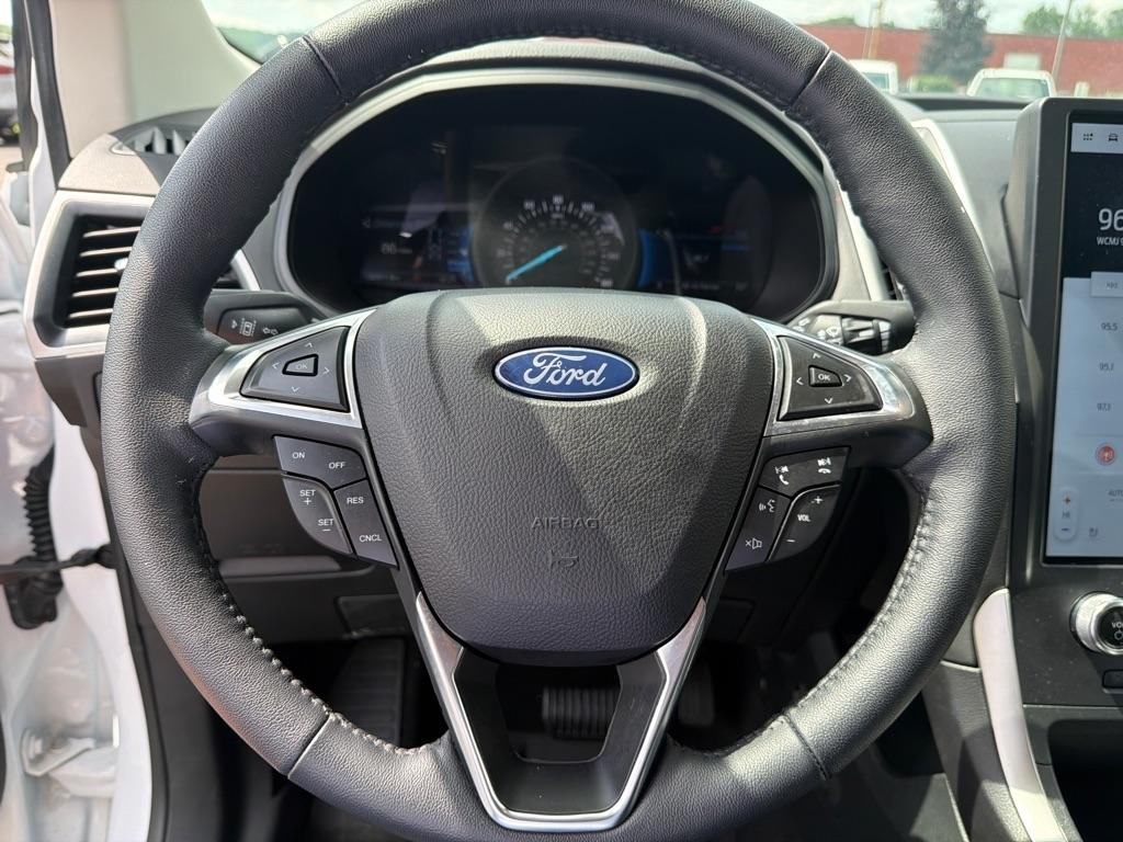 Ford Edge SEL AWD 2024