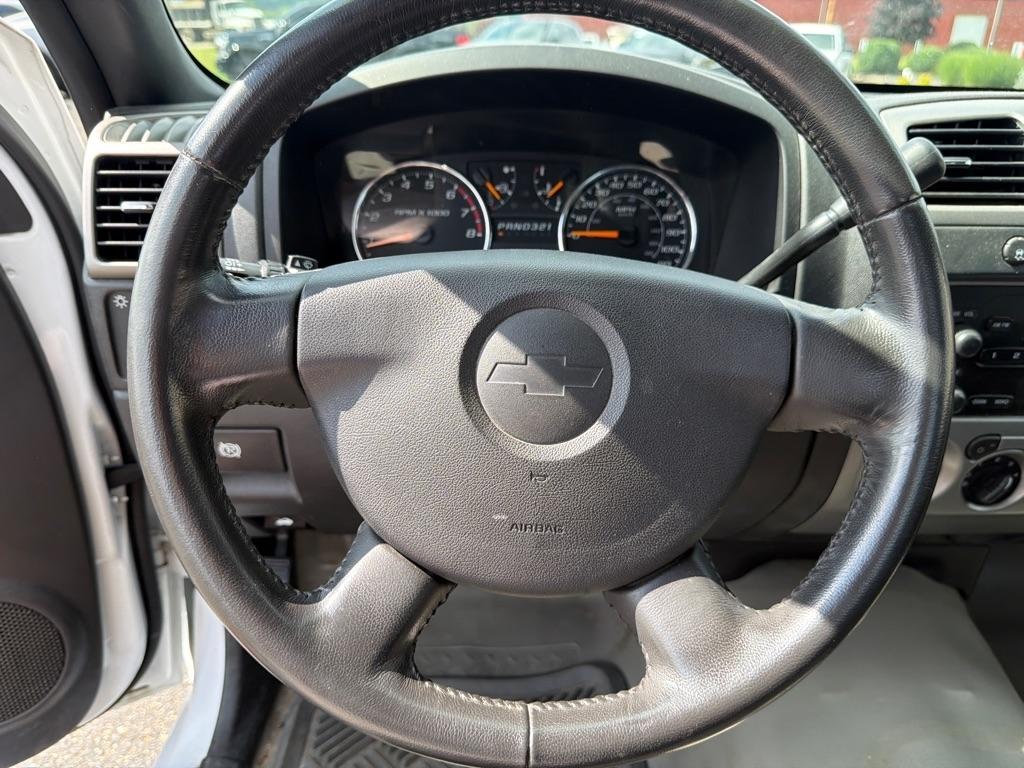 Chevrolet Colorado 2WD Reg Cab 111.2" Work Truck 2011