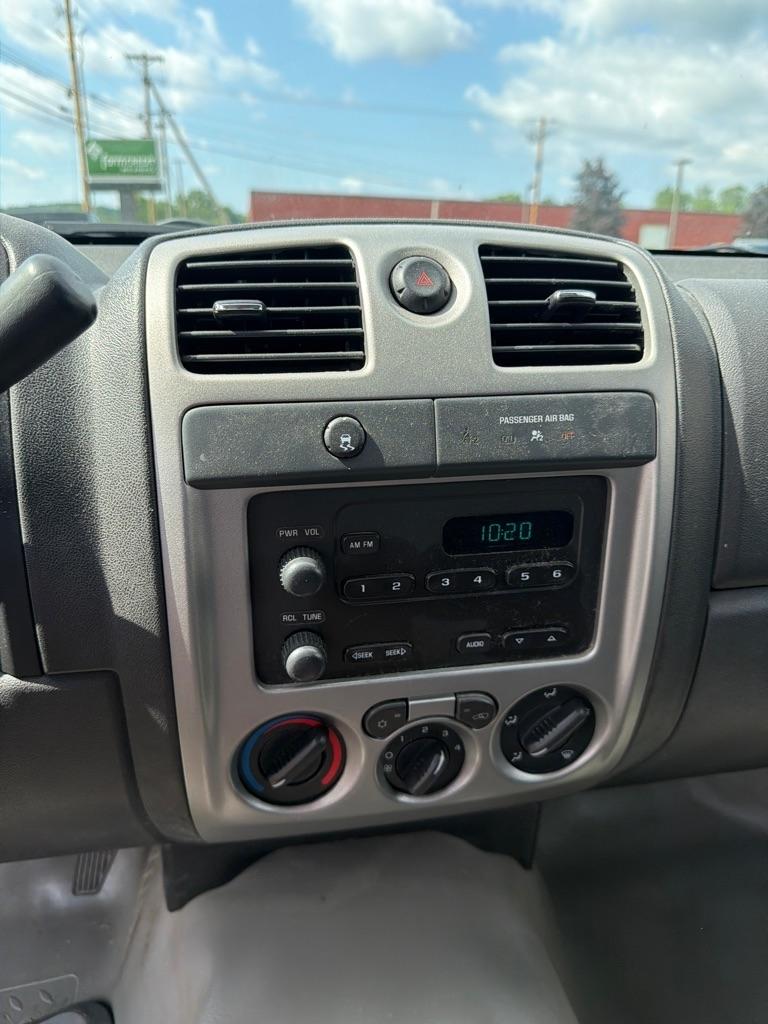 Chevrolet Colorado 2WD Reg Cab 111.2" Work Truck 2011