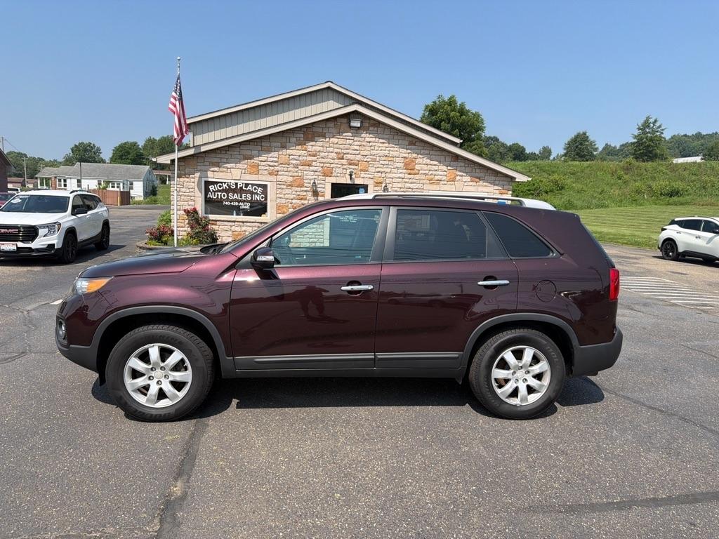Kia Sorento 2WD 4dr I4 LX 2011