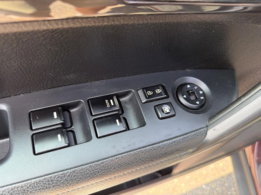 Kia Sorento 2WD 4dr I4 LX 2011