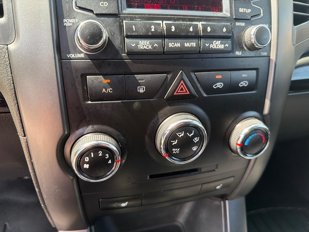 Kia Sorento 2WD 4dr I4 LX 2011