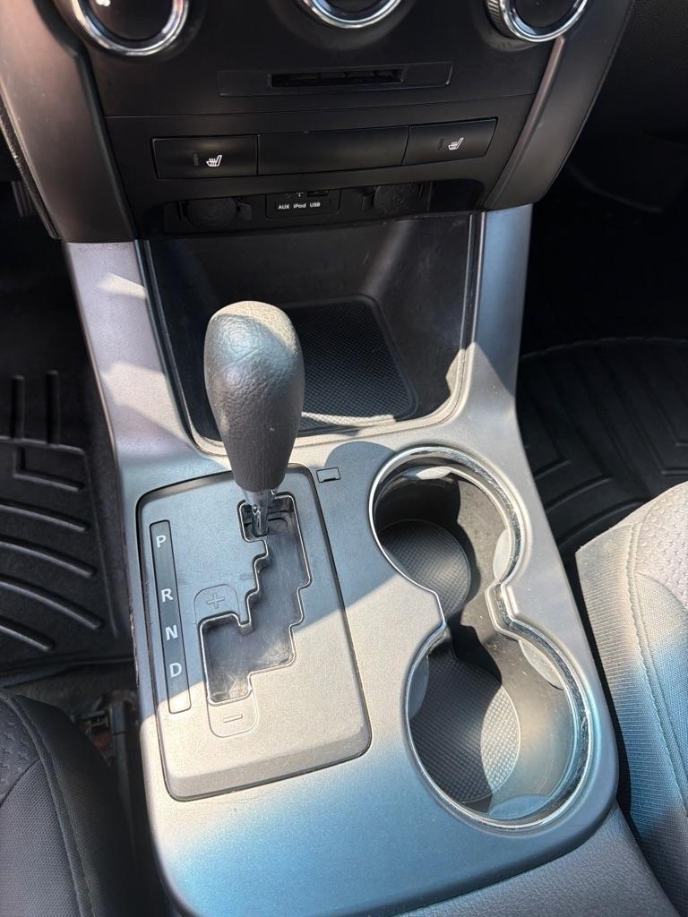 Kia Sorento 2WD 4dr I4 LX 2011