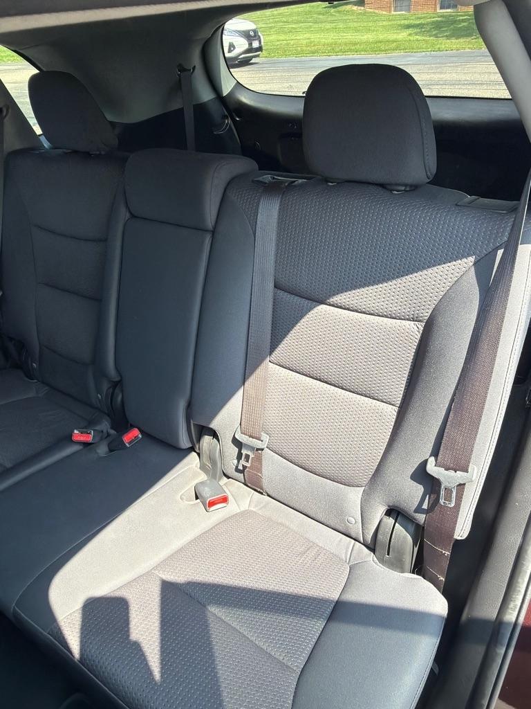 Kia Sorento 2WD 4dr I4 LX 2011