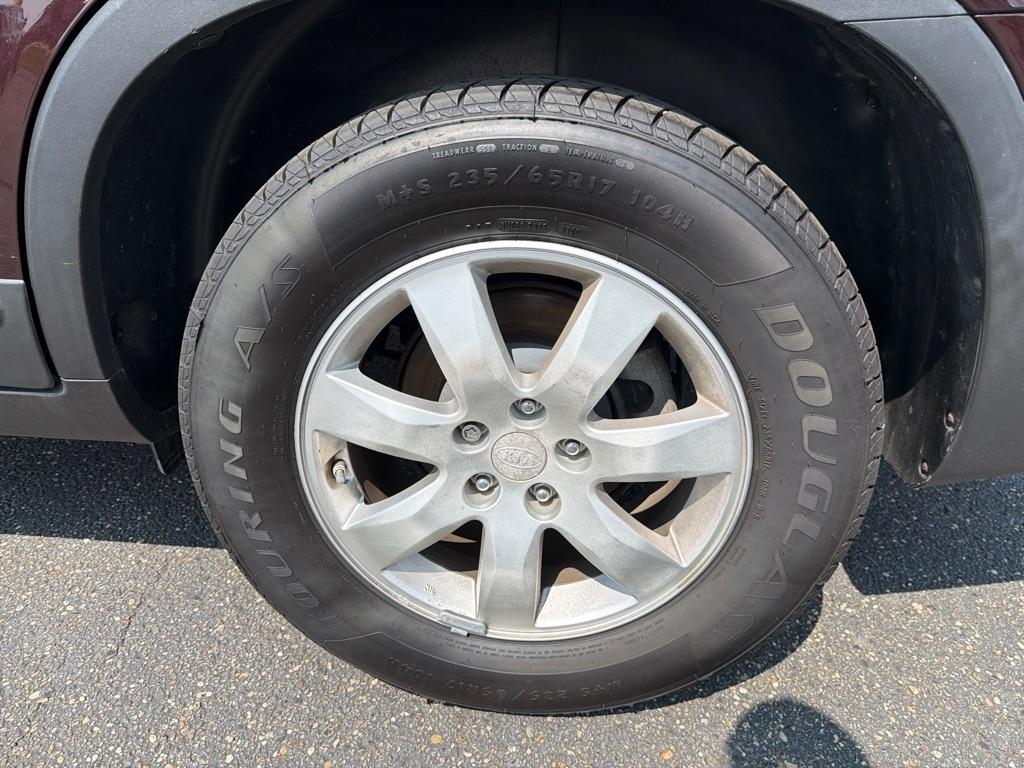 Kia Sorento 2WD 4dr I4 LX 2011