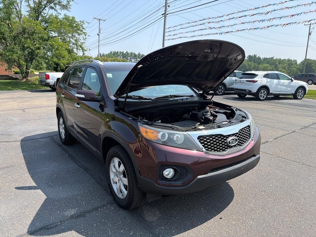 Kia Sorento 2WD 4dr I4 LX 2011