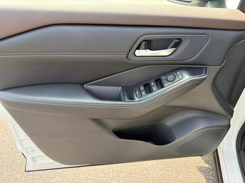 Nissan Rogue AWD SV 2023