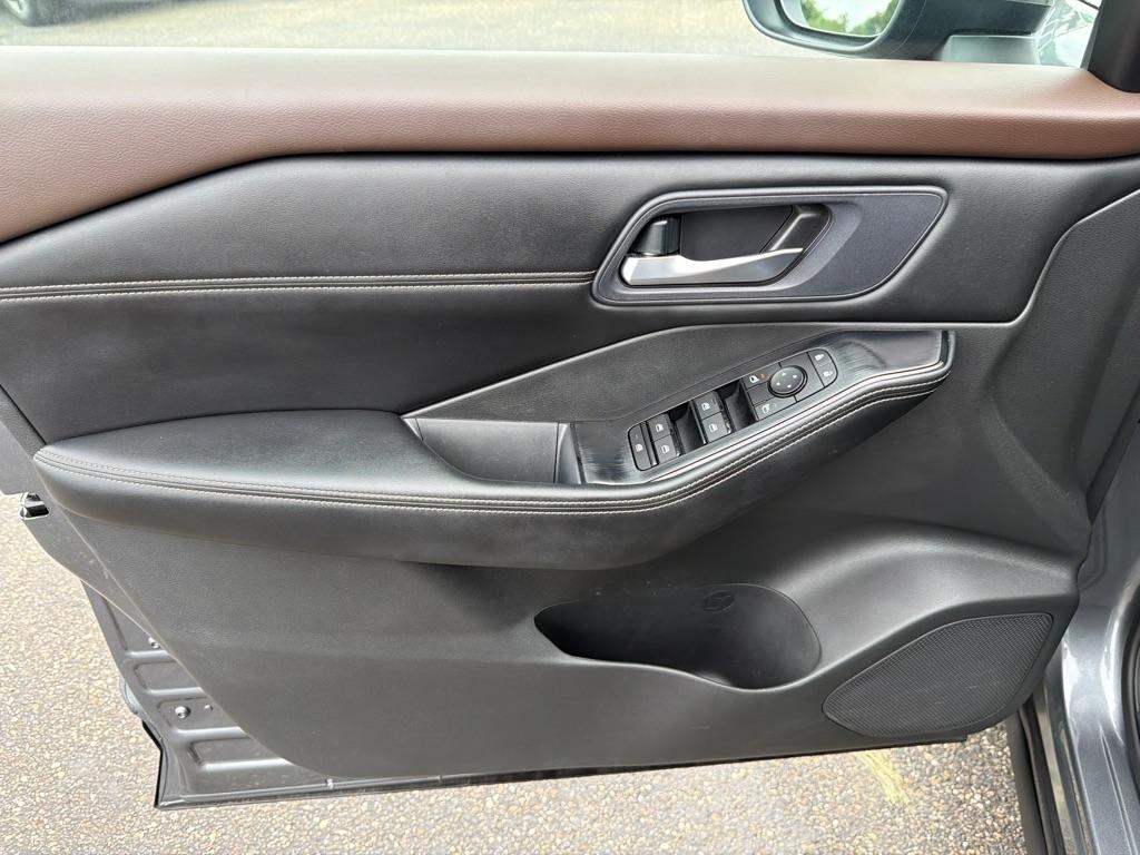 Nissan Rogue AWD SV 2023