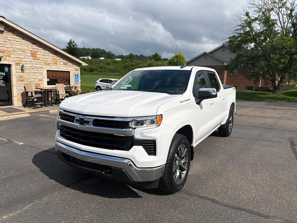 2024 Chevrolet Silverado 1500 4WD Crew Cab 147" LT w/2FL