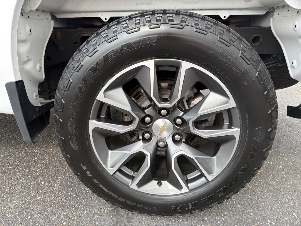 Chevrolet Silverado 1500 4WD Crew Cab 147" LT w/2FL 2024