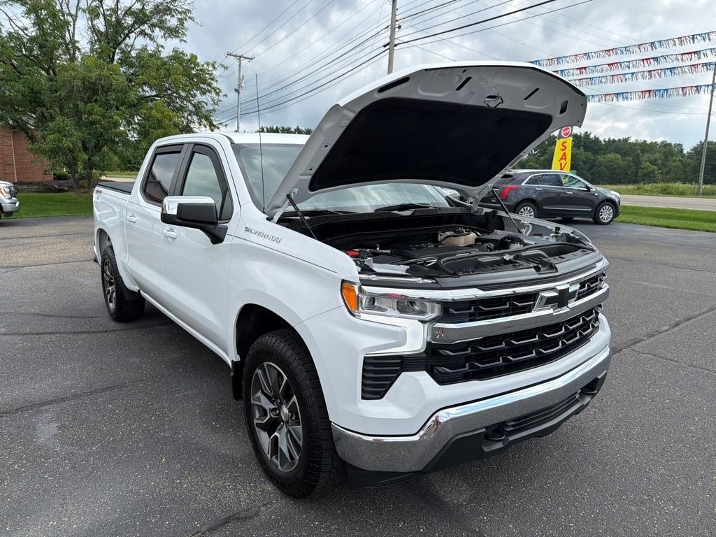 Chevrolet Silverado 1500 4WD Crew Cab 147" LT w/2FL 2024