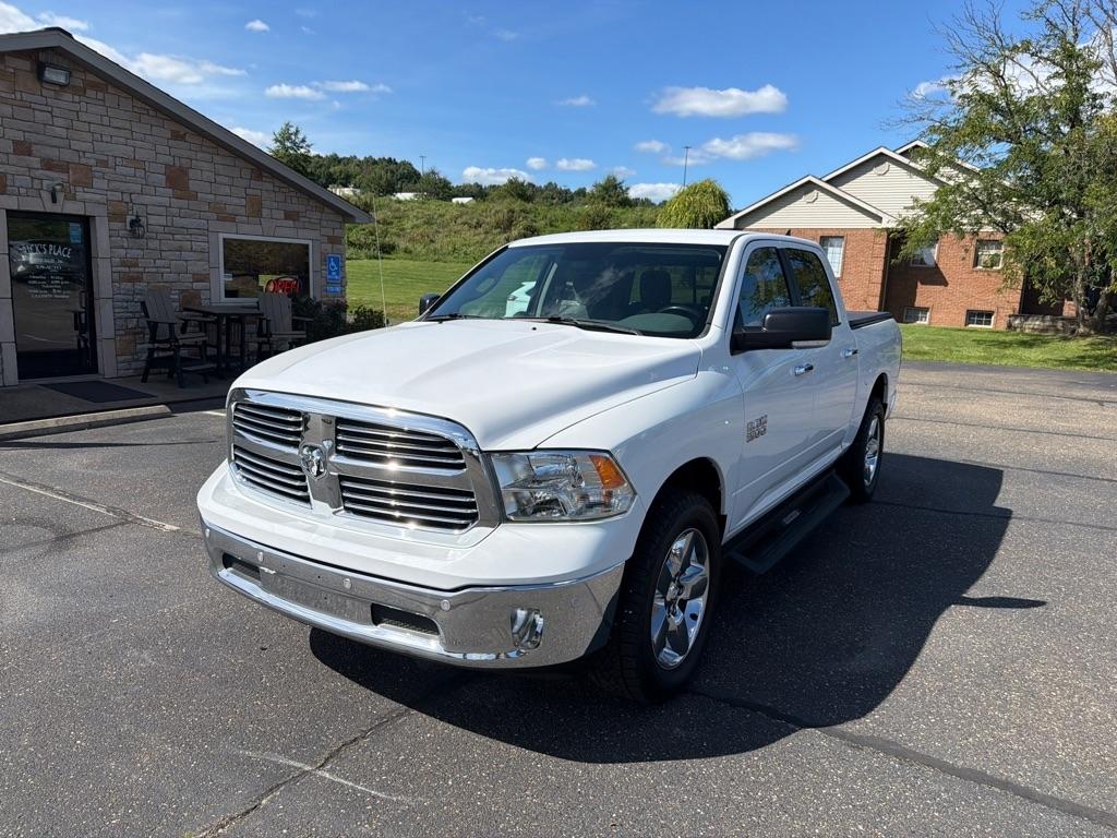 2016 RAM 1500 4WD Crew Cab 140.5" Big Horn