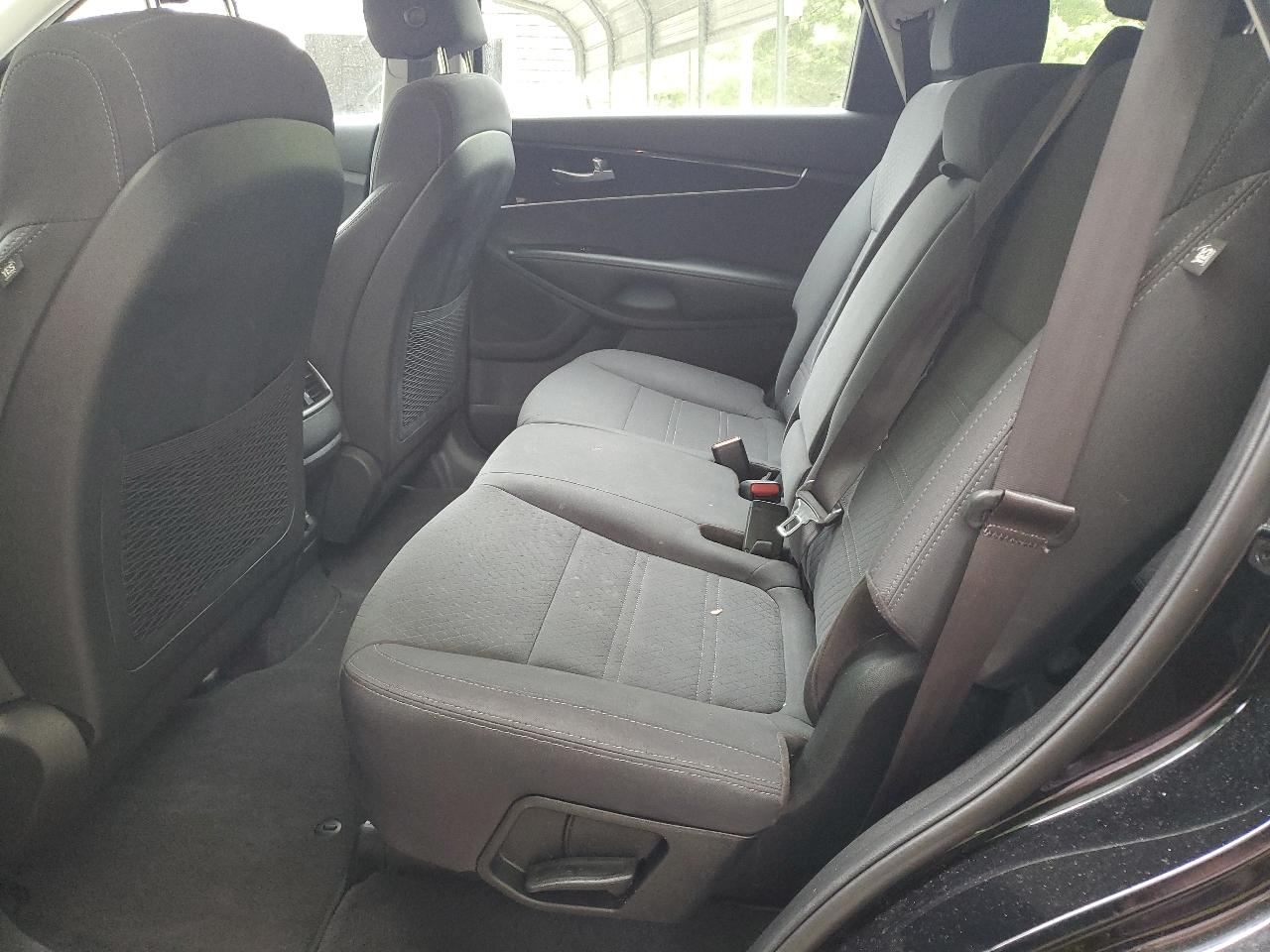 2018 Kia Sorento LX - Photo 10