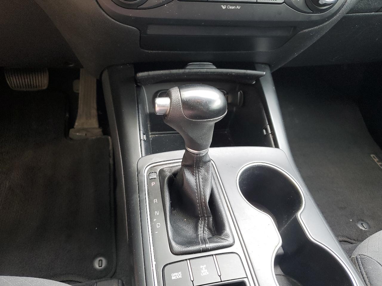 2018 Kia Sorento LX - Photo 18