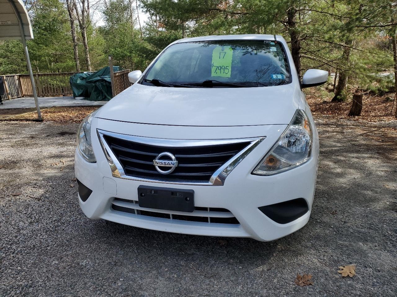 Nissan Versa 1.6 S 5M 2017