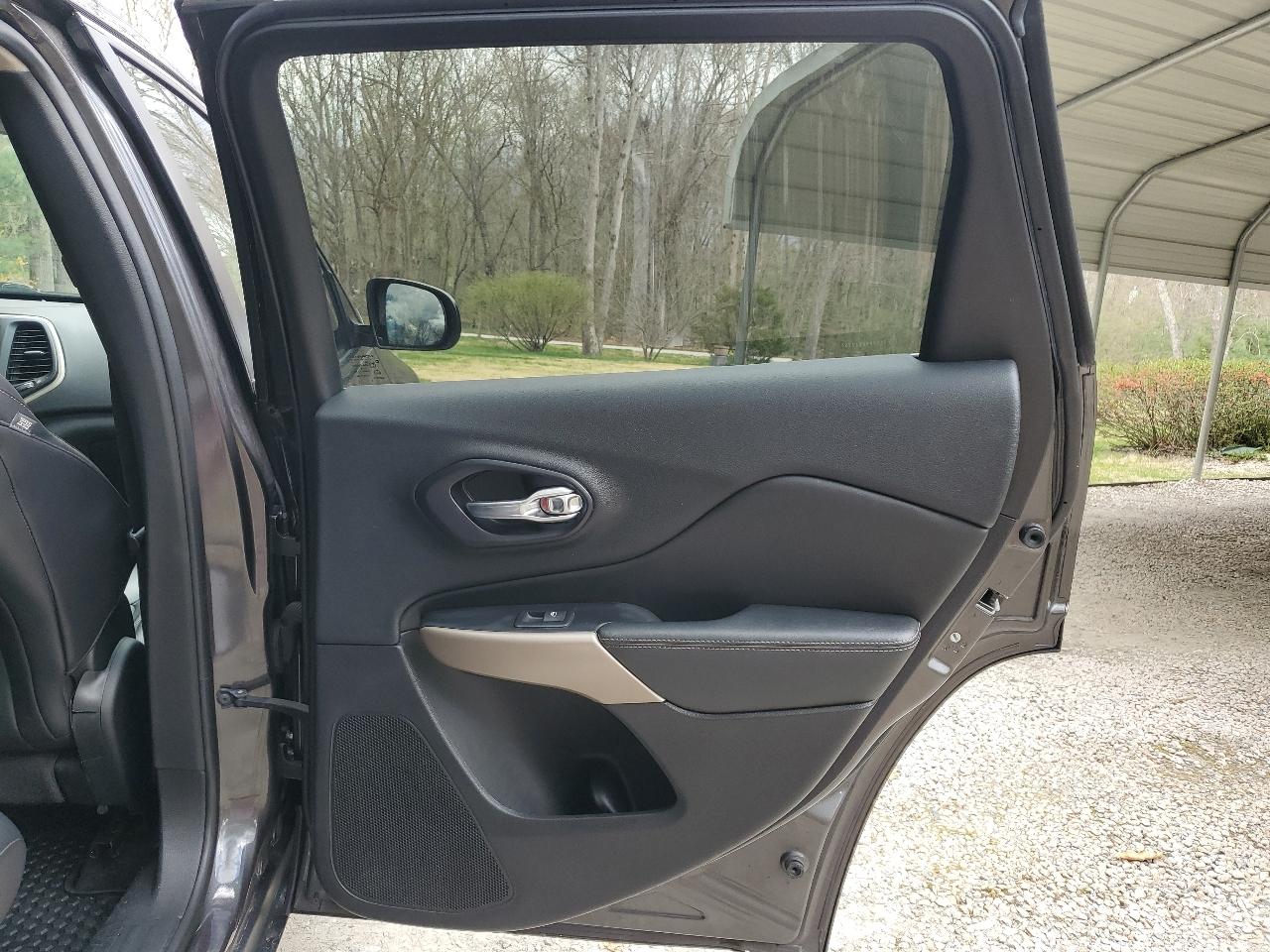 Jeep Cherokee Latitude 4WD 2017