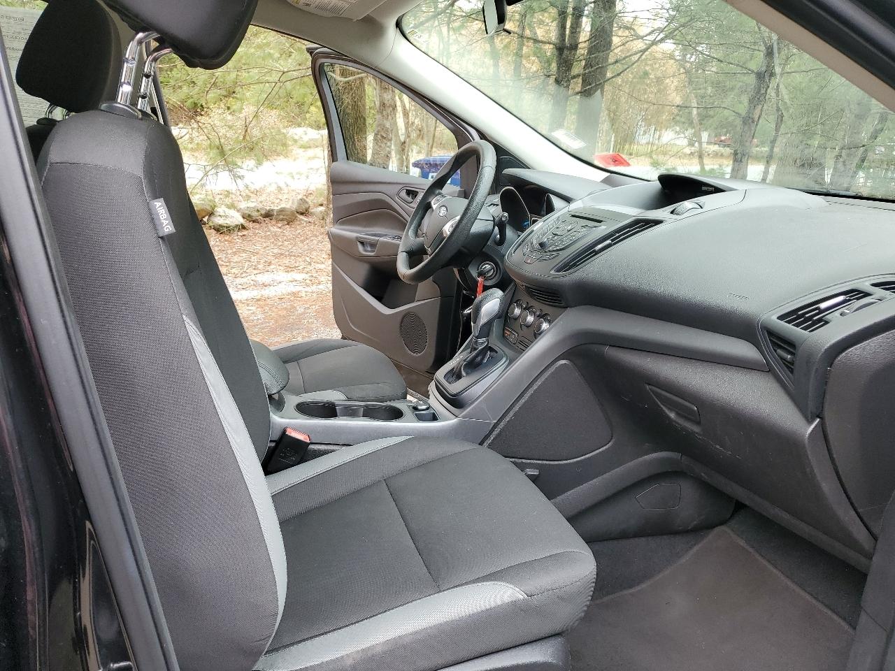 Ford Escape S FWD 2015