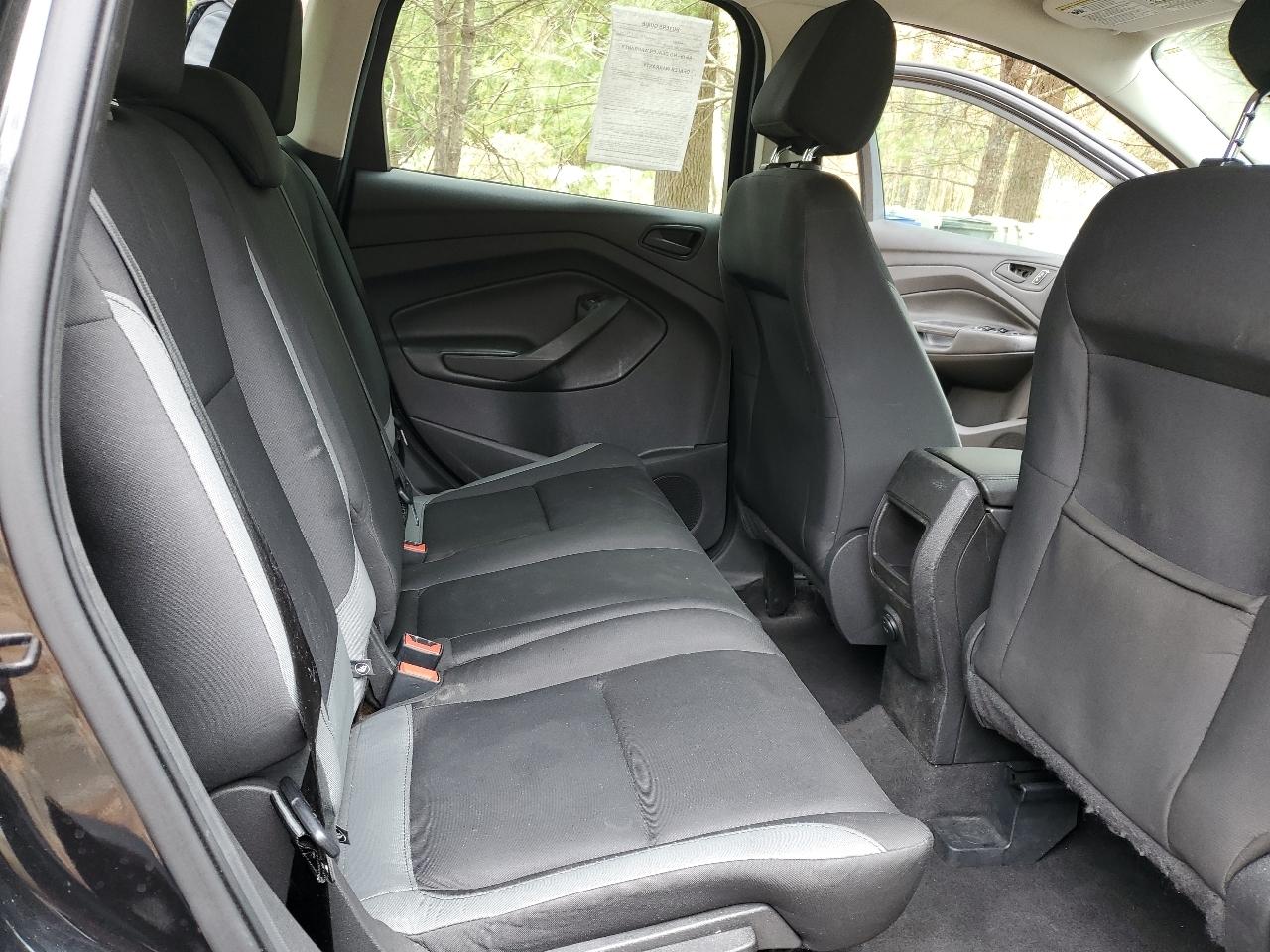 Ford Escape S FWD 2015