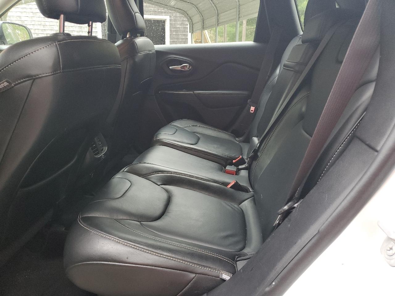 Jeep Cherokee Latitude 4WD 2015