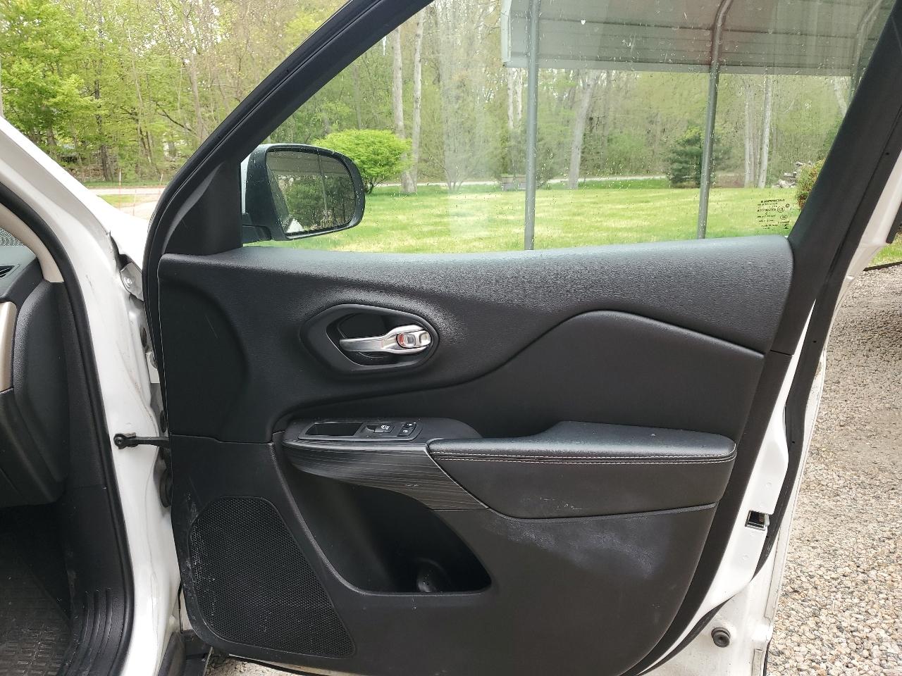 Jeep Cherokee Latitude 4WD 2015