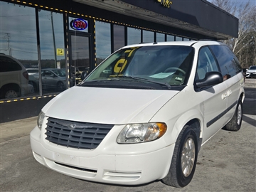 2006 Chrysler Town & Country Base