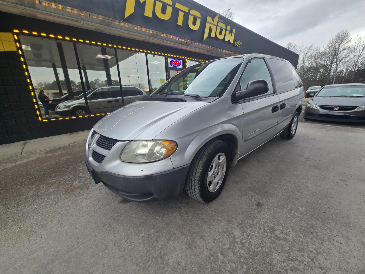 Dodge Caravan SE 2001