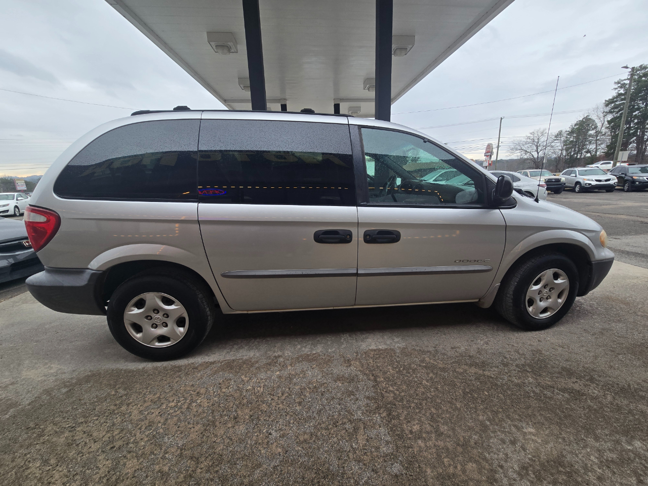 Dodge Caravan SE 2001