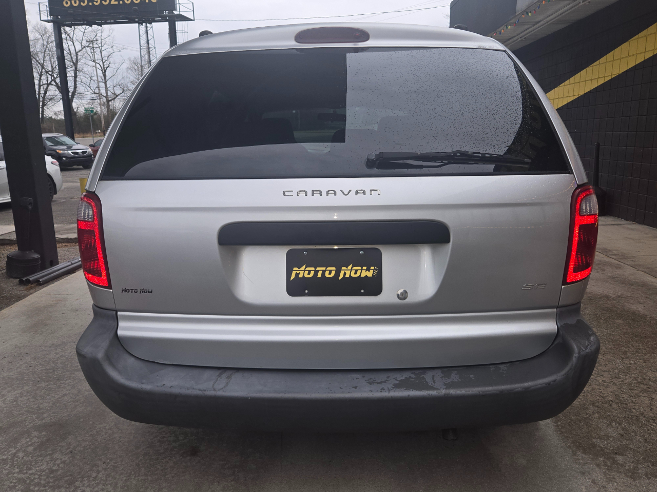 Dodge Caravan SE 2001