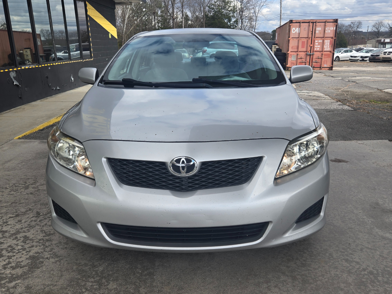 Toyota Corolla Base 4-Speed AT 2010