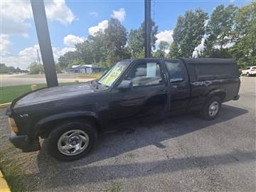 1995 Dodge Dakota Club Cab 6.5-ft. Bed 2WD