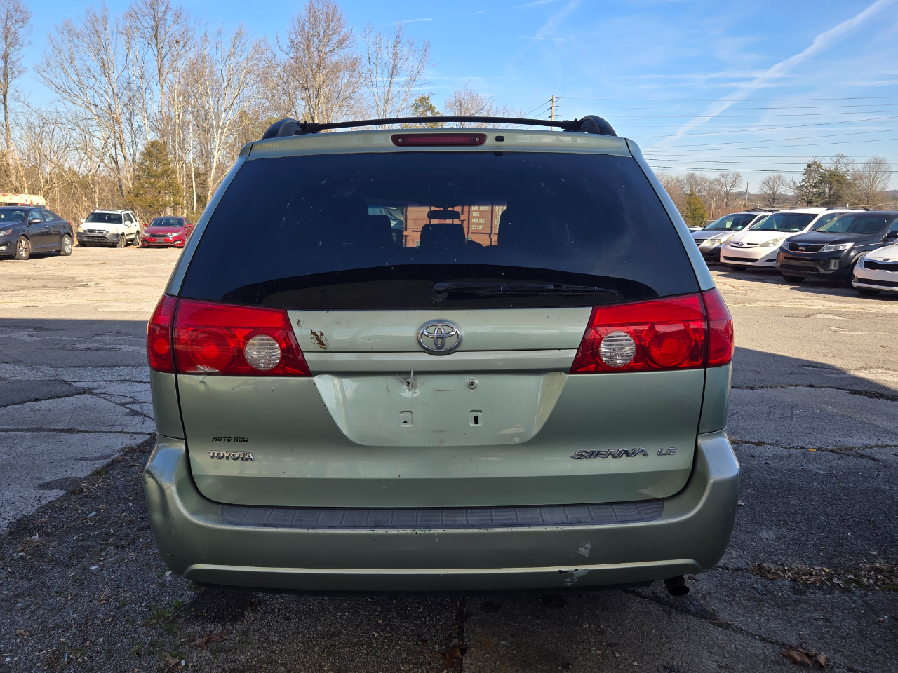Toyota Sienna CE FWD 7-Passenger 2009
