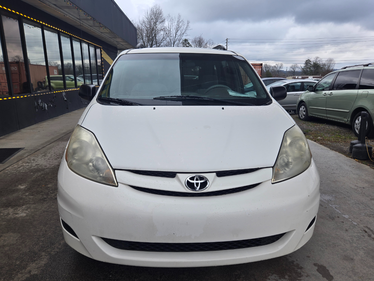 Toyota Sienna CE FWD 7-Passenger 2007