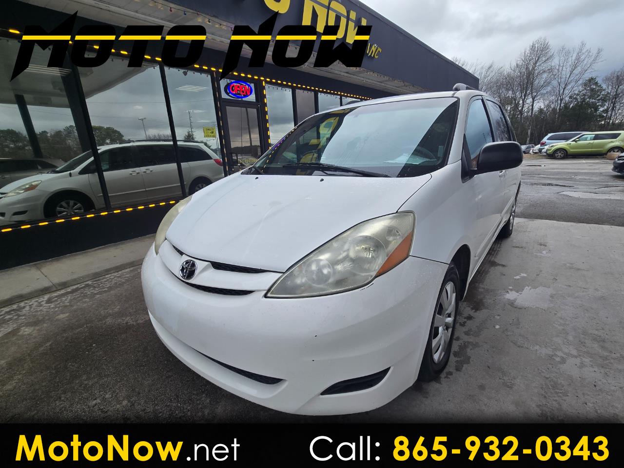 2007 Toyota Sienna CE FWD 7-Passenger