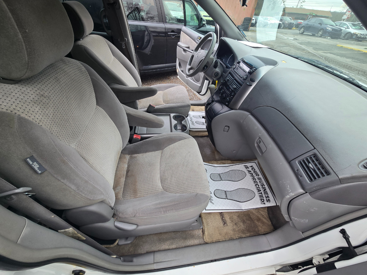 Toyota Sienna CE FWD 7-Passenger 2007